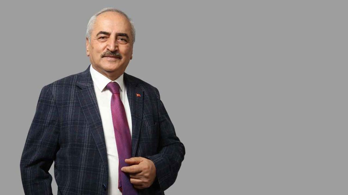 Kastamonu Tosya eski Belediye Başkanı Kazım Şahin'in kardeşi İsmail Şahin vefat etti. Cenaze töreni 27 Nisan'da Tosya K…