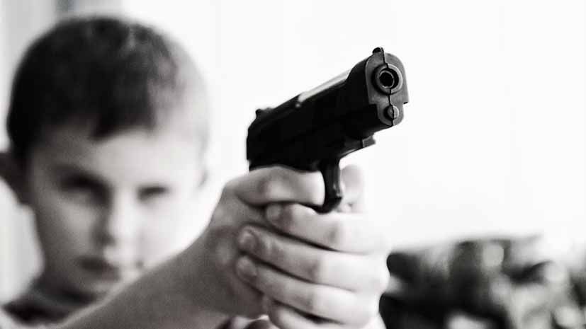 Kastamonu'nun komşusu Yapraklı'da çıkan tartışmada Recep H., kardeşi Hasan H.'yi tabancayla vurarak öldürdü. Kaçan zanl…