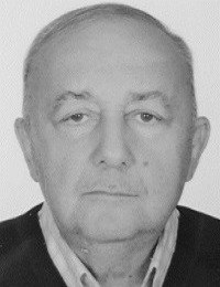 Kastamonu'da çıkan yangında hayatını kaybeden üç kız kardeş, İsfendiyar yokuşunda düzenlenen törenle toprağa verildi. Ş…
