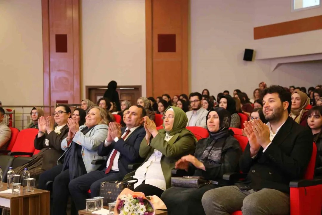 Kastamonu'da Diyetisyen Adayları Beyaz Önlük Giydi: Mesleğe İlk Adım