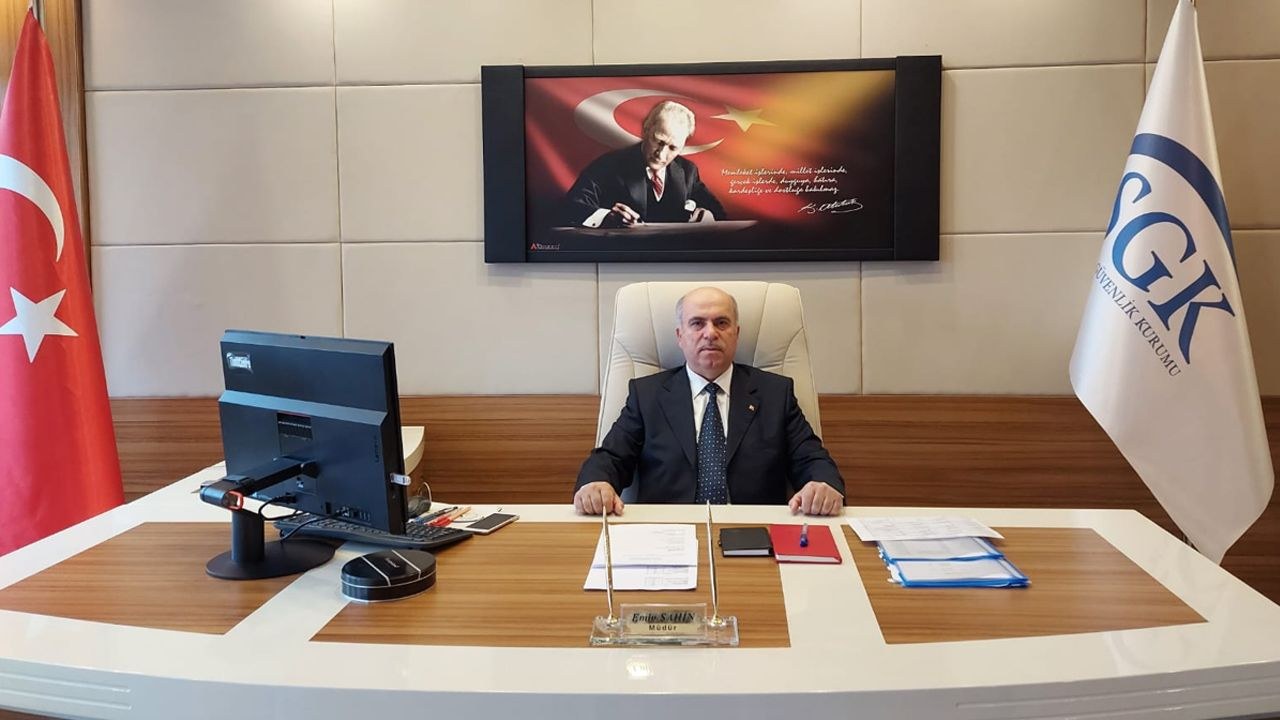 Kastamonu SGK, Sosyal Güvenlik Haftası'nda kayıt dışı istihdama karşı hem çalışanları hem de işverenleri uyardı. Sigort…