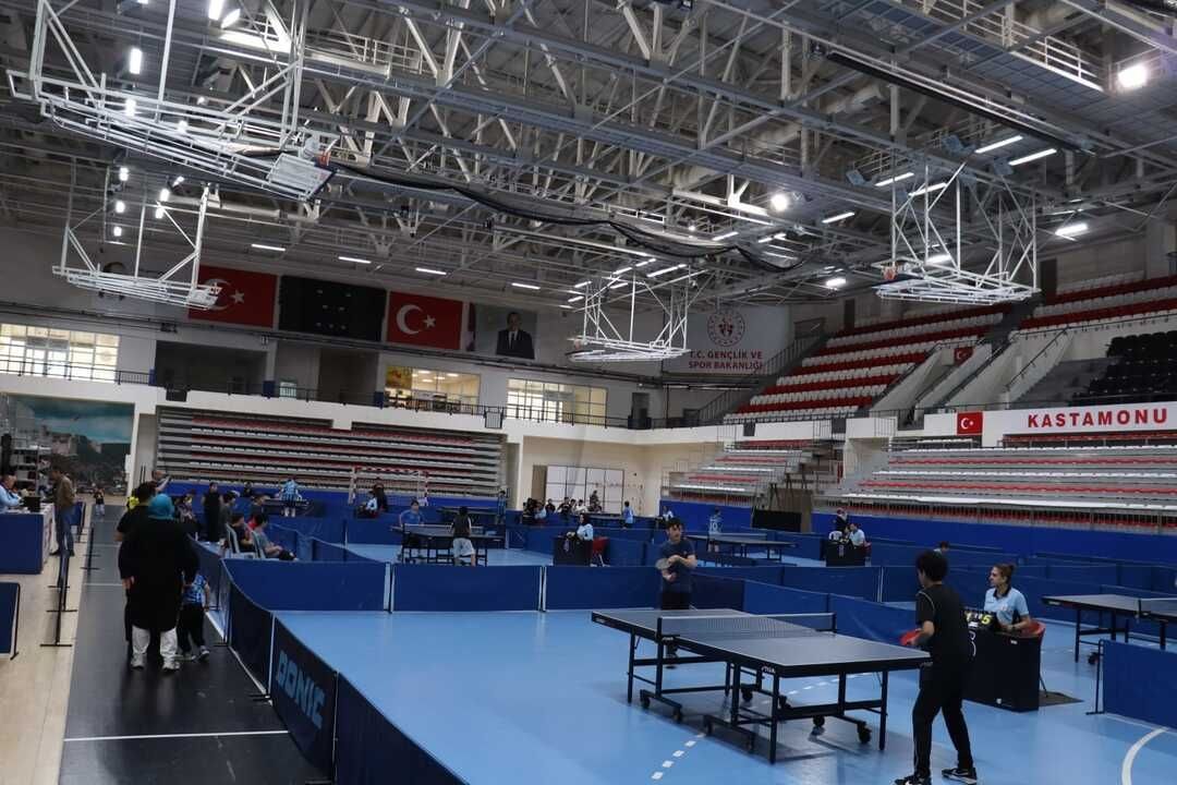 Kastamonu'da 19 Mayıs Turnuvası: 118 Genç Sporcu Kıyasıya Yarıştı