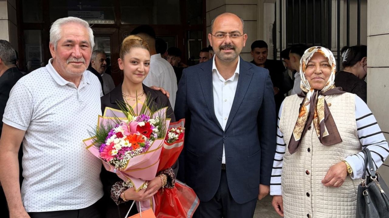 Kastamonu Tosya'da Mesleki Eğitim Mezunları Ustalık Belgesi Aldı