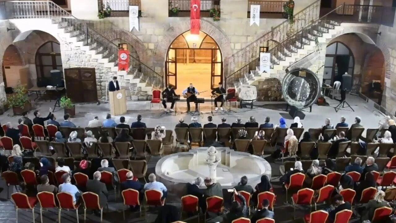 Kastamonu Kurşunlu Han'da Şiir ve Müzik Dolu Kültür Şöleni